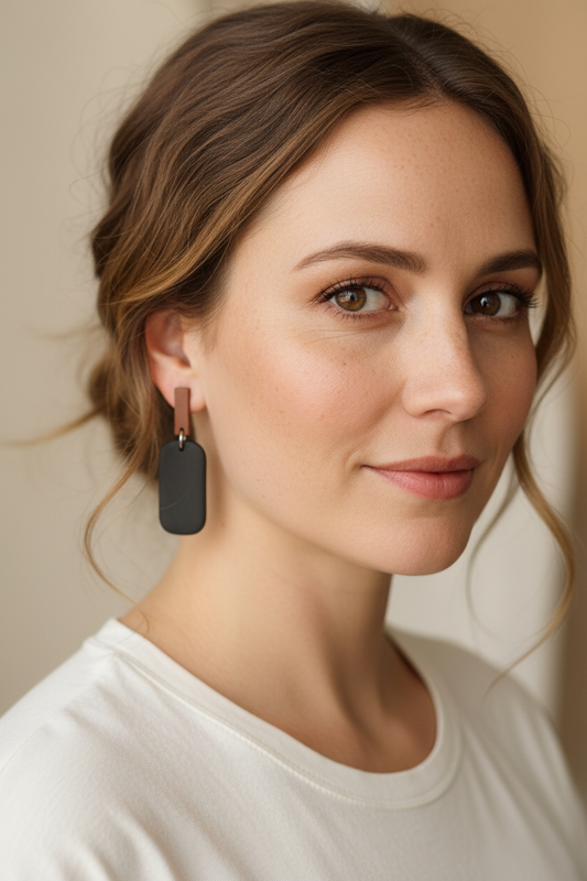 PENNY DANGLES -black