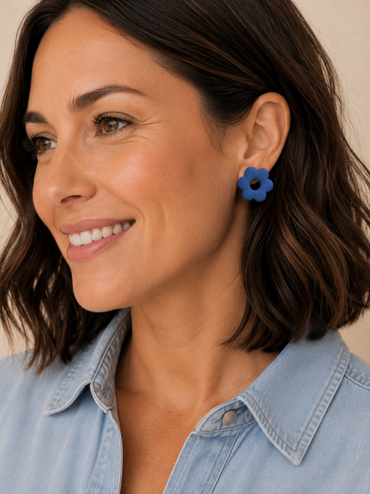 ROUND FLOWER STUDS -navy