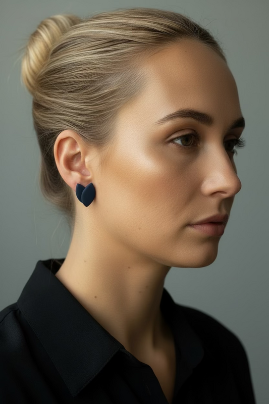 FLEUR STUDS- black