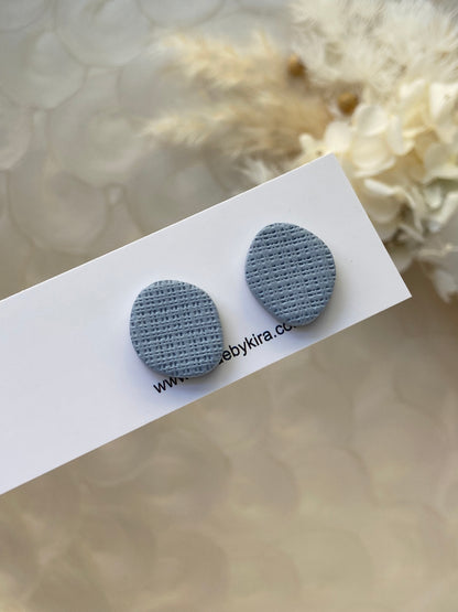 PEBBLE TEXTURE STUDS