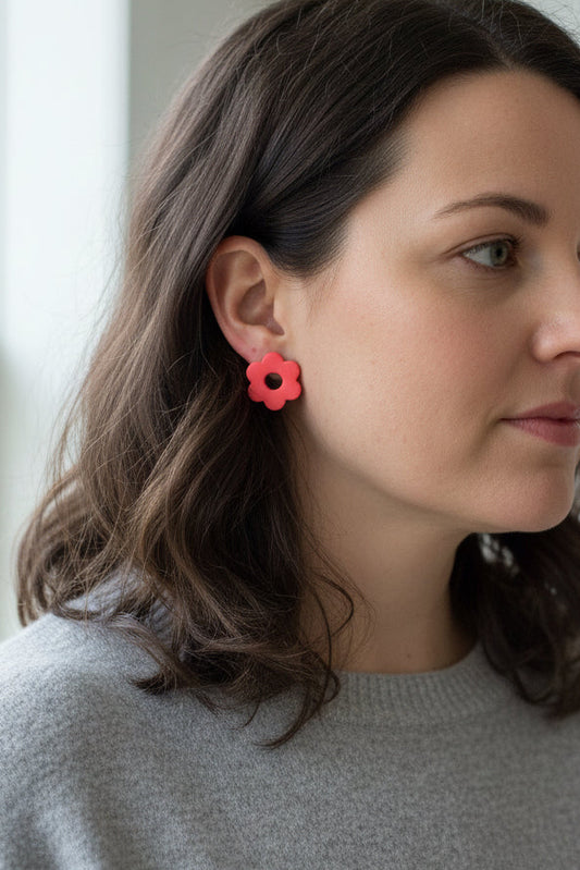 ROUND FLOWER STUDS -mauve
