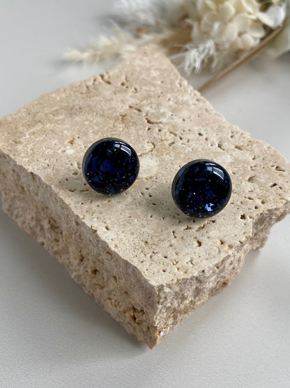 RAVEN STUDS- small