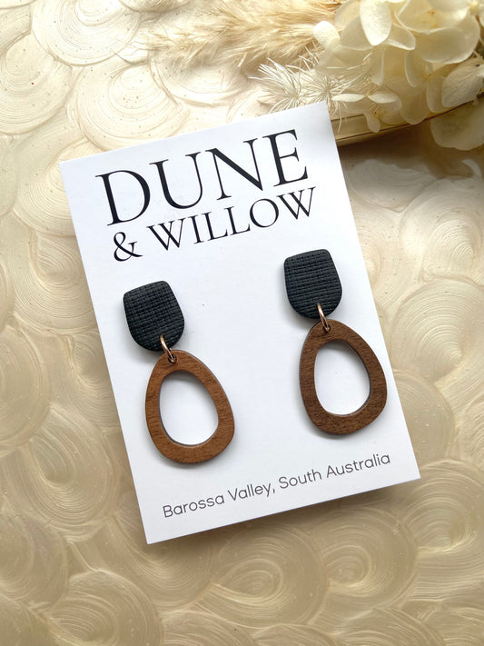 MAE DANGLES- black