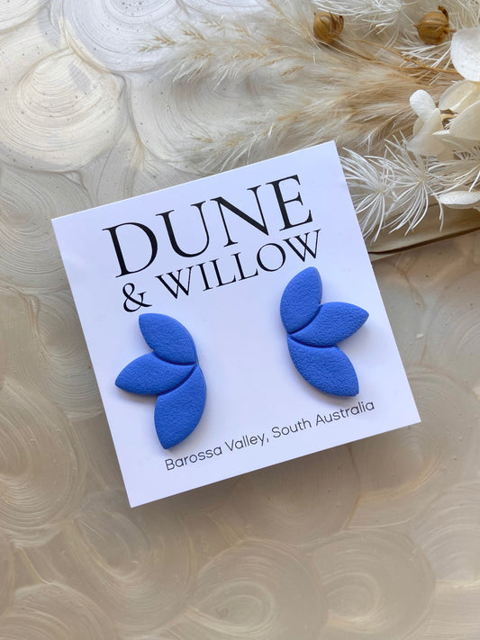 PETAL STUDS- bright blue