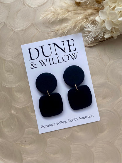 SARAH DANGLES- black