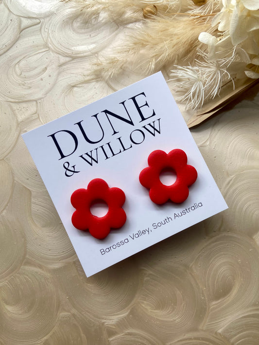 ROUND FLOWER STUDS -red