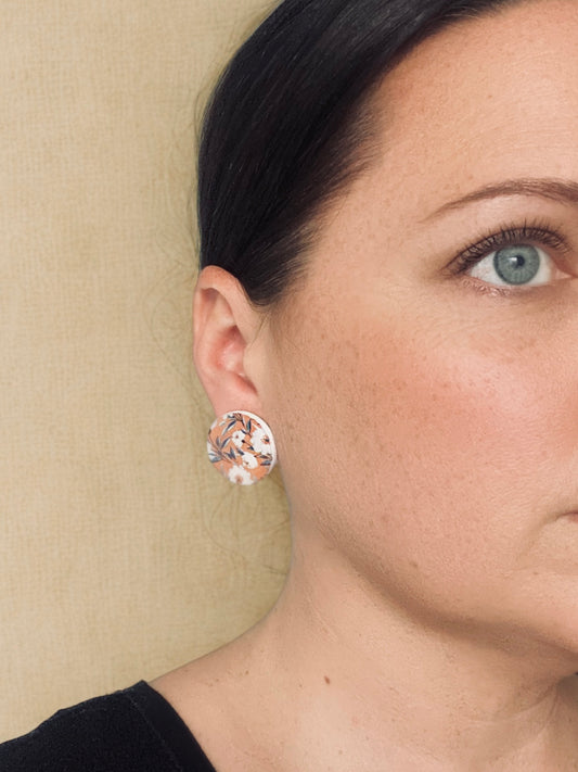 MUSTARD FLORAL STUDS- 25mm