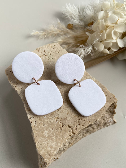 SARAH DANGLES- white
