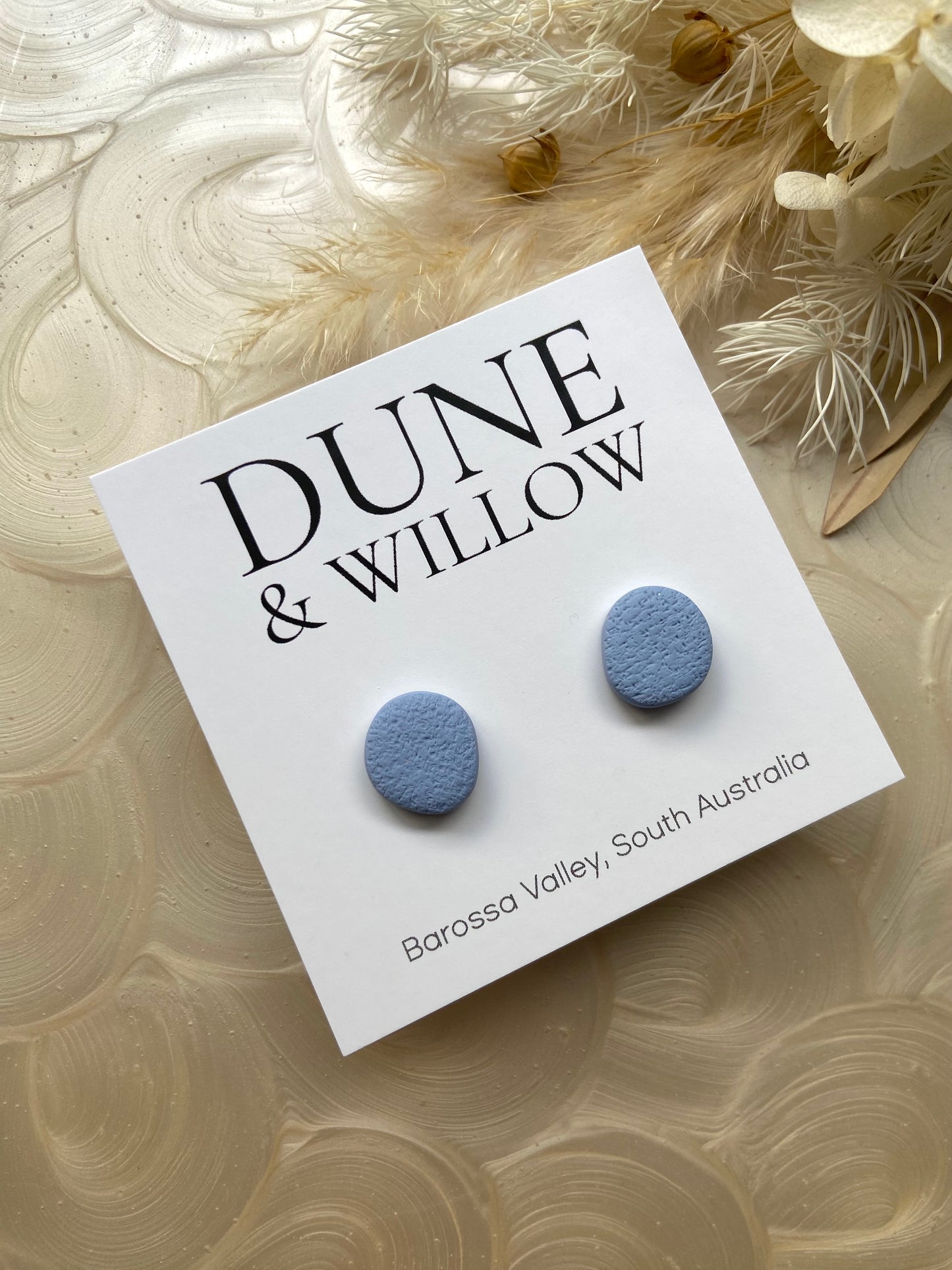 SMALL PEBBLE TEXTURED STUDS