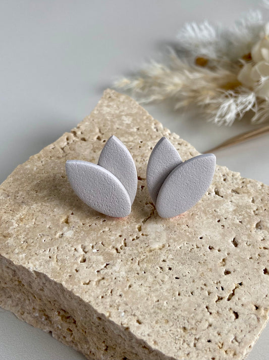 FLEUR STUDS- natural