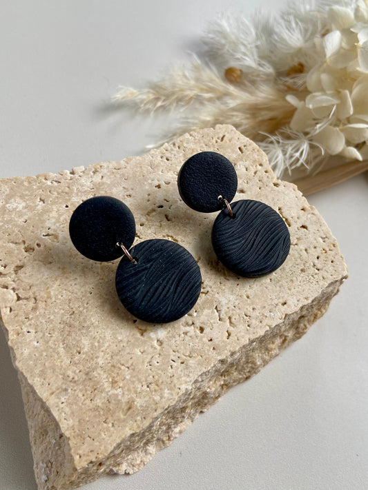 CARLY DANGLES- black