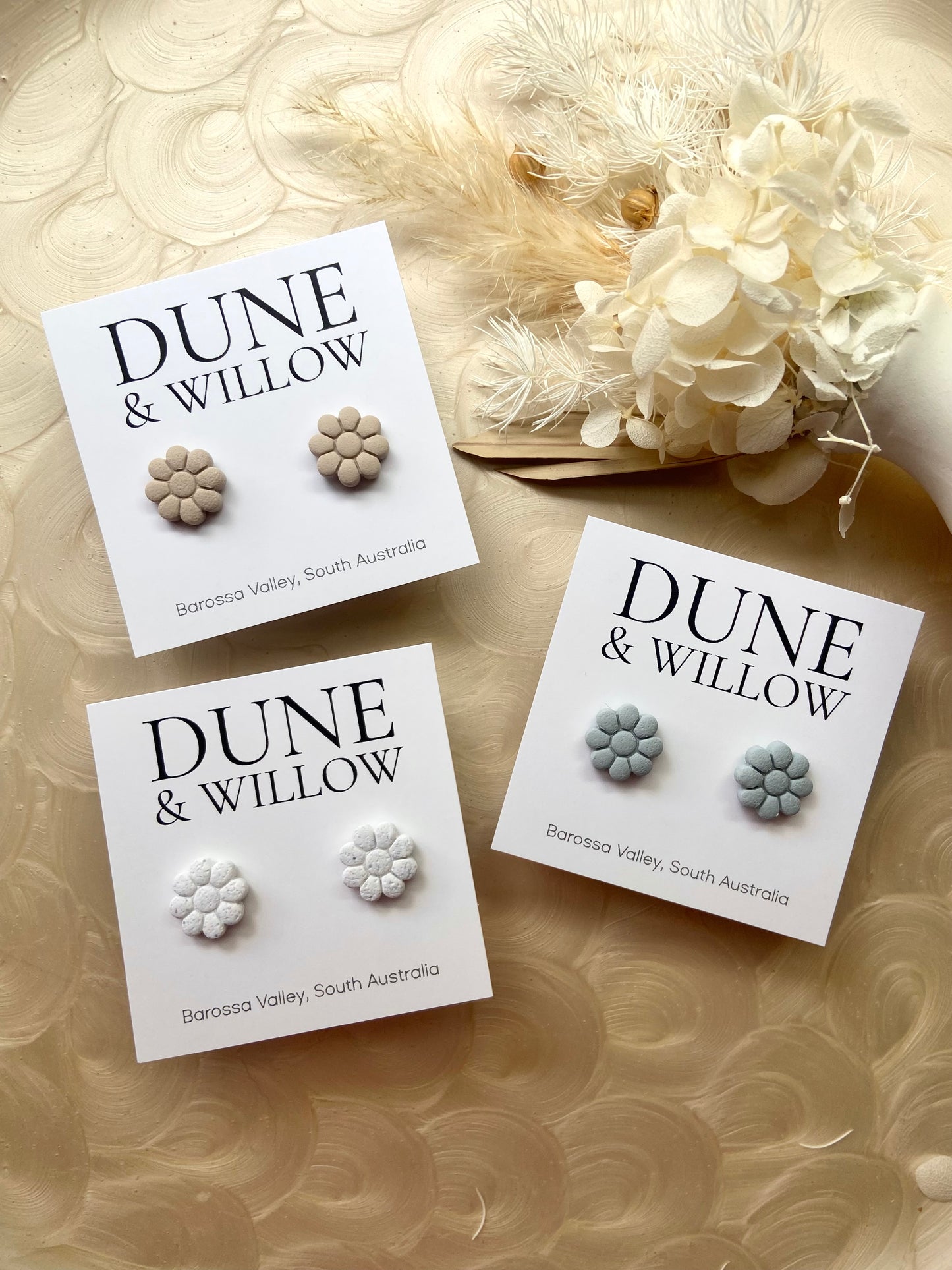 SMALL FLOWER STUDS