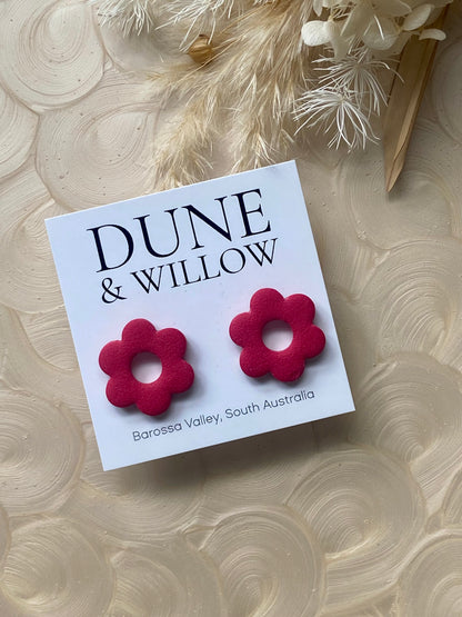 ROUND FLOWER STUDS -red