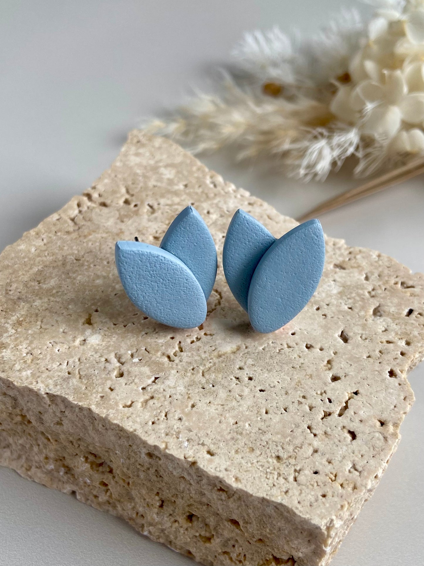 FLEUR STUDS- seafoam
