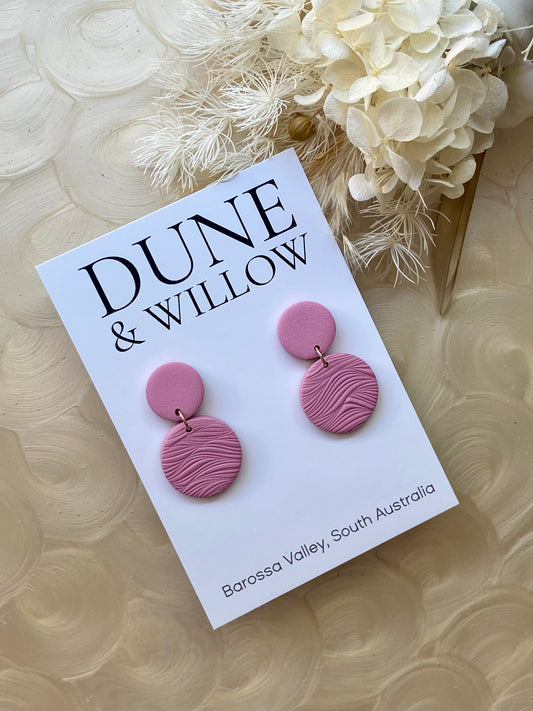 CARLY DANGLES -rose pink