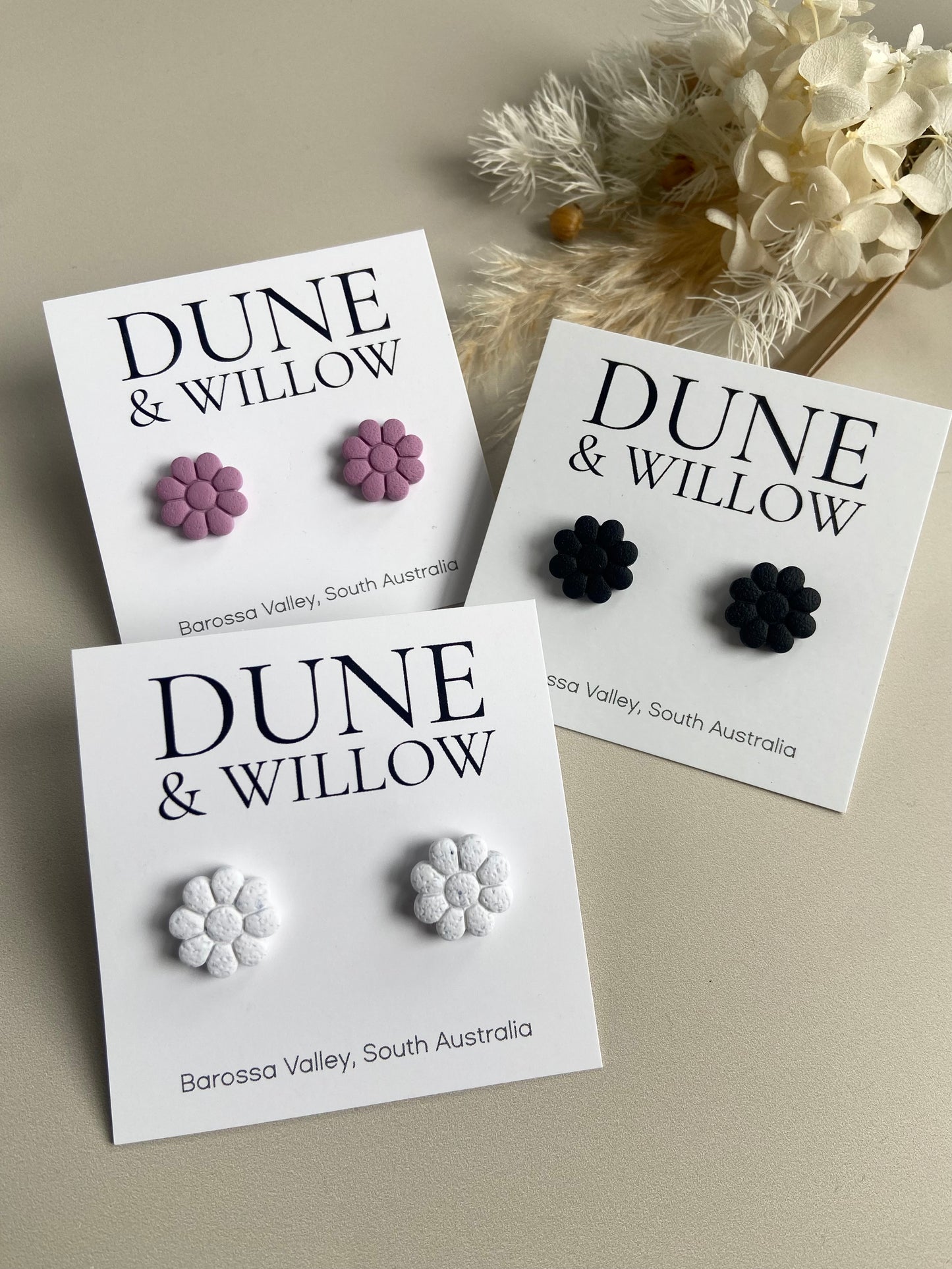 SMALL FLOWER STUDS