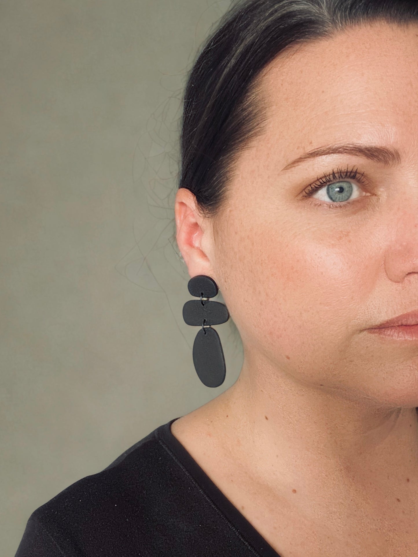 PEBBLE DANGLES black