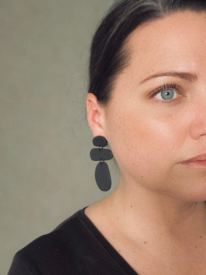 PEBBLE DANGLES black