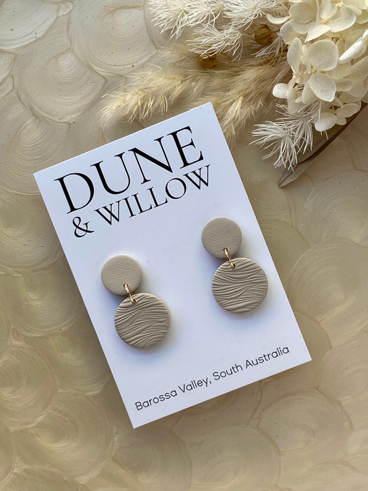 CARLY DANGLES -natural