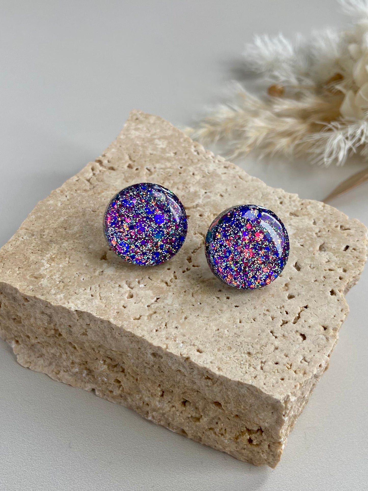 PURPLE HOLOGRAPHIC STUDS -medium and large