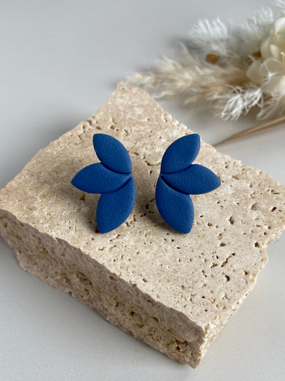 PETAL STUDS- navy